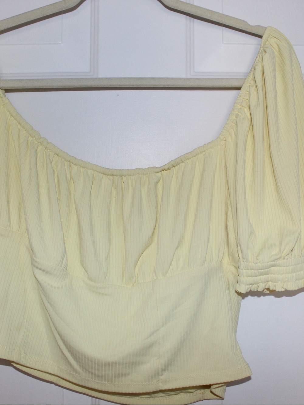 Lovers + Friends Pale Yellow Puff-Sleeve Tie-Front Peasant Top - Picture 8 of 9